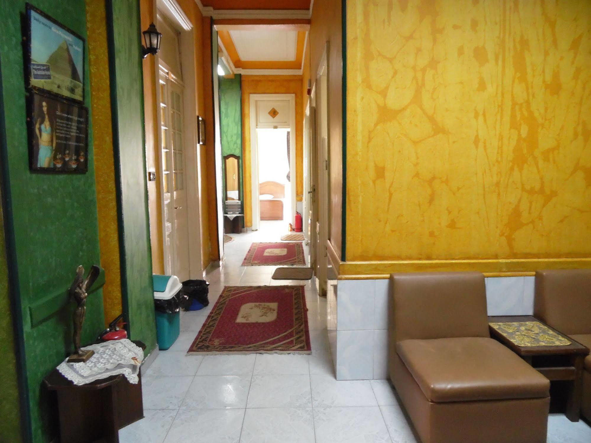 The Australian Hostel Kairo Bagian luar foto